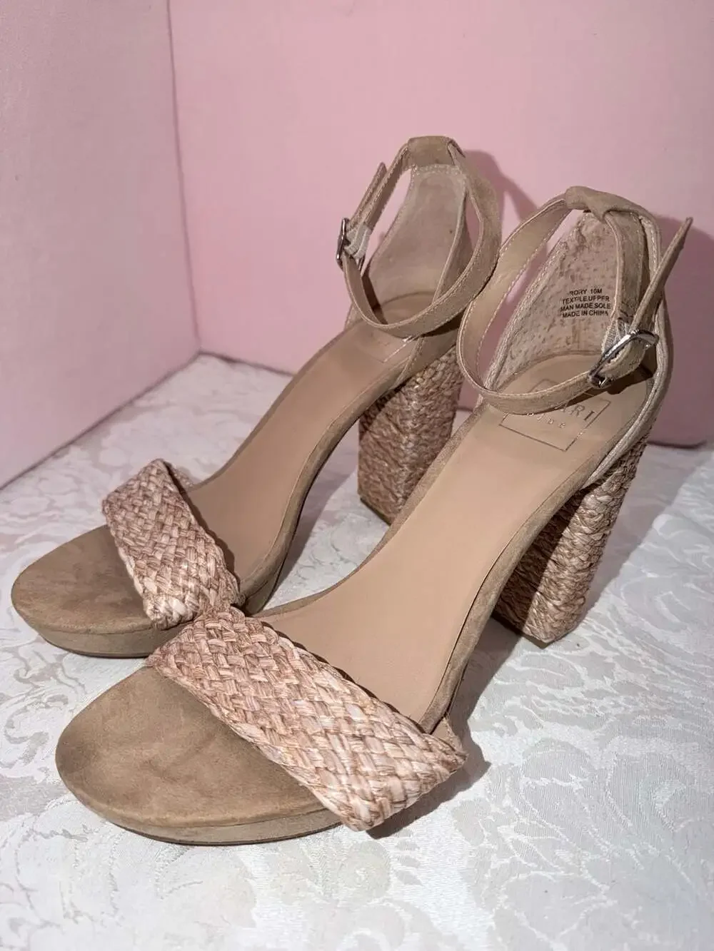 Kaari Blue Rory Neutral Woven Strap Ankle Strap Block Heel Sandals Size 10M